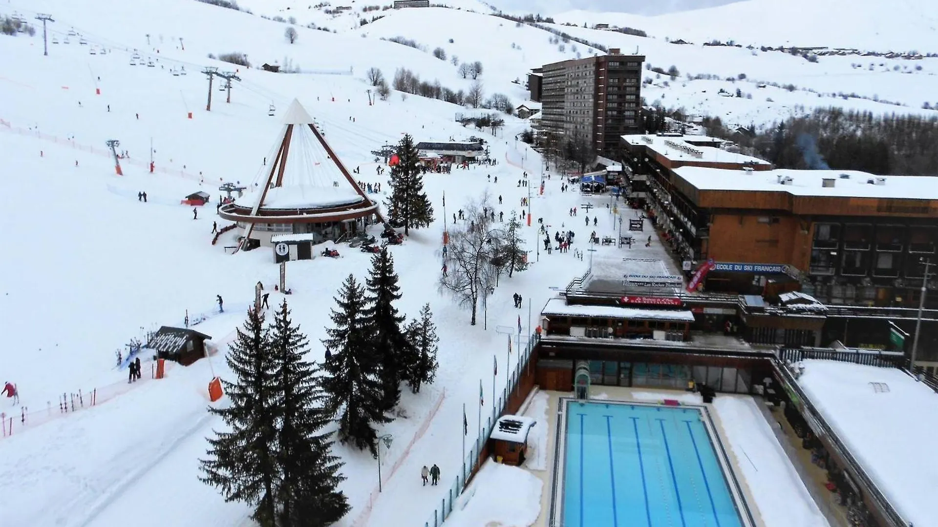 Apartamento Studio Fonctionnel Avec Acces Skis Aux Pieds - Fr-1-267-225 Le Corbier